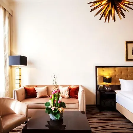 Отель Boutique Slavia