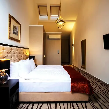 Отель Boutique Slavia 3*