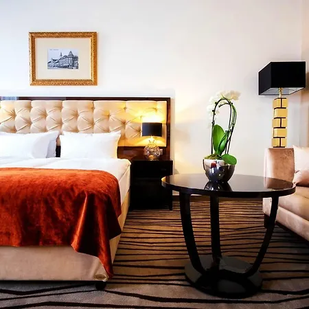 Отель Boutique Slavia 3*